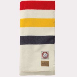 Pendleton 5th Avenue Limited Edition Glacier Park